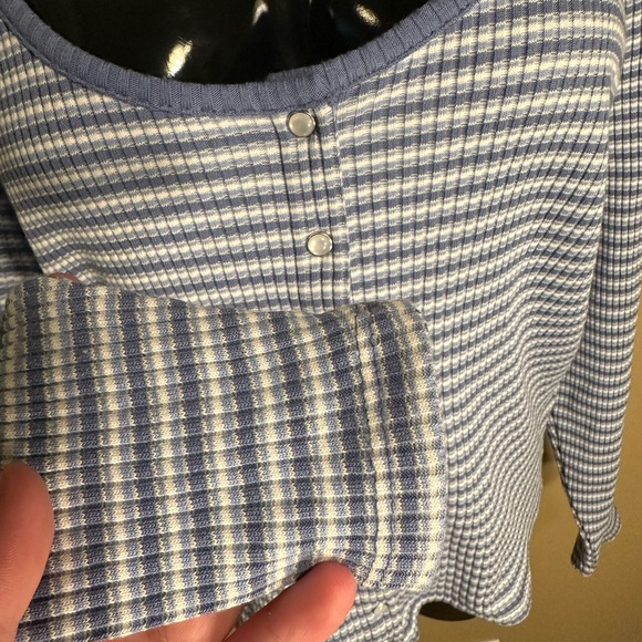 Levi Long Sleeved Ribbed Tee - Picture 3 of 7